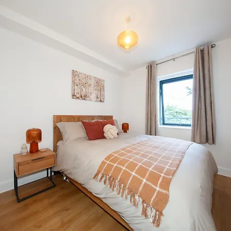 Stylish And Trendy 2bed In Centre דירה דבלין